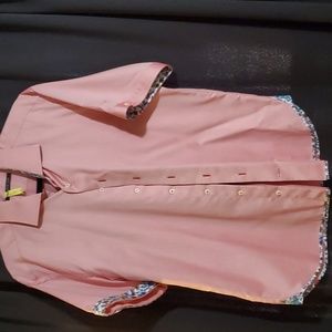 Beautiful men's shirt size L 100% cotton but has almost a silk feel.